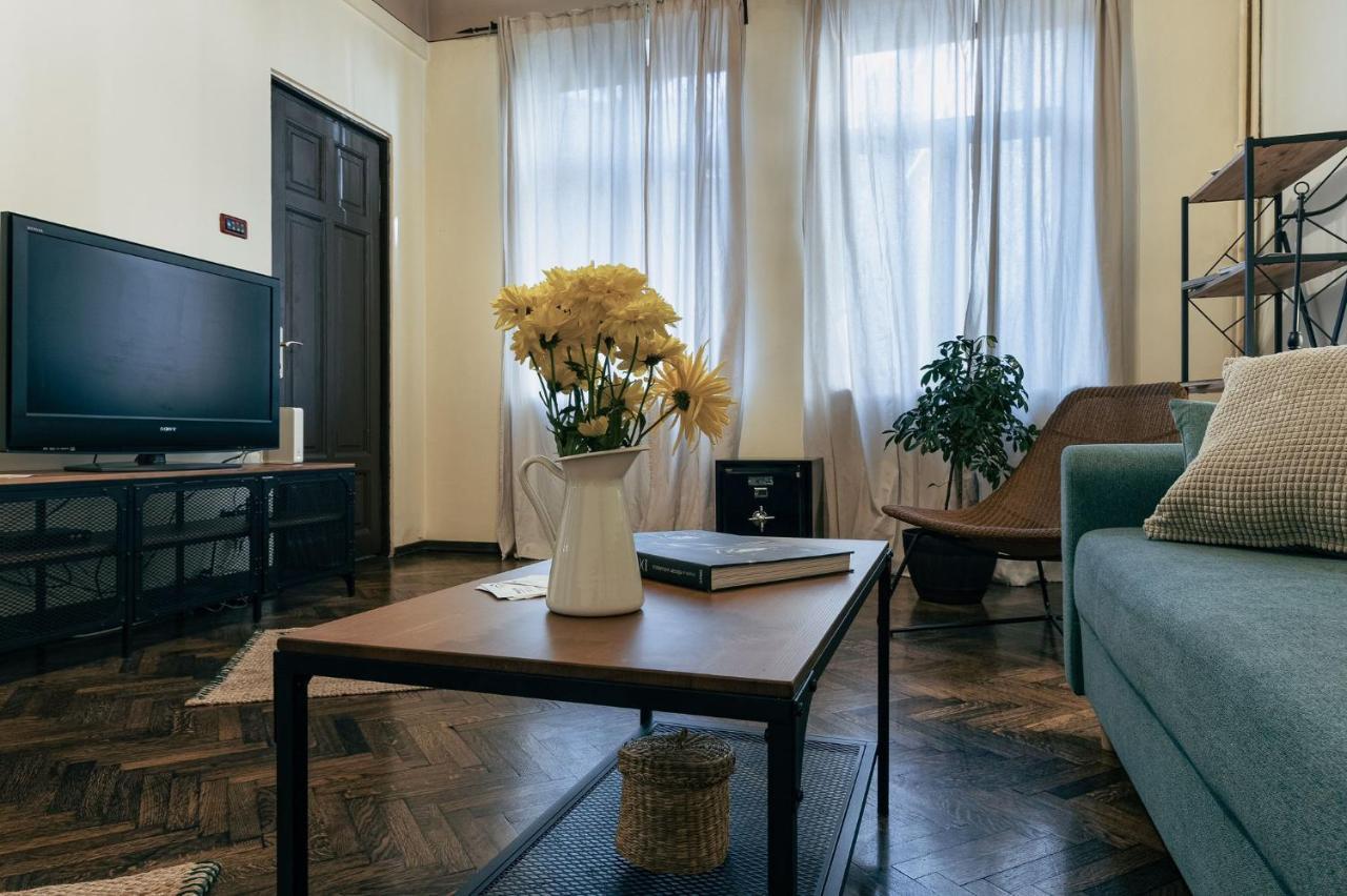 Sweet Dreams Suites Piata Romana Bucarest Exterior foto